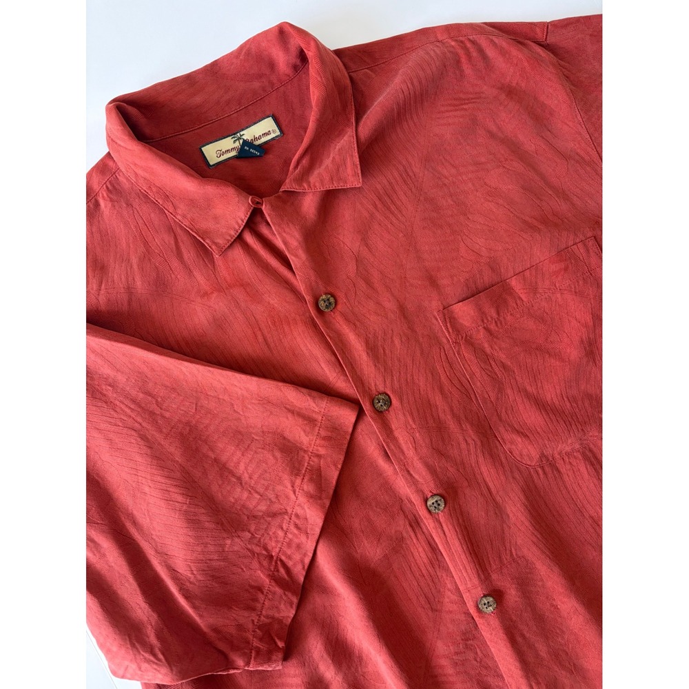 Tommy Bahama Mens Large Silk Camp Shirt Short Sleeve Button Down Red Jacquard